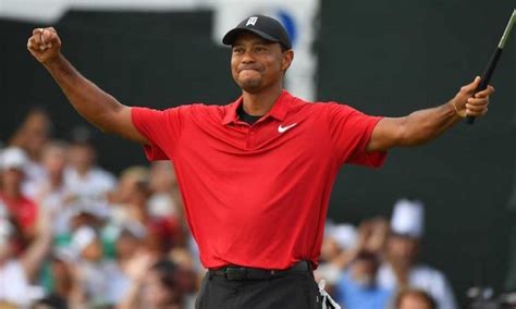 Tiger Woods Est De Volta E Vence O Tour Championship De Golfe