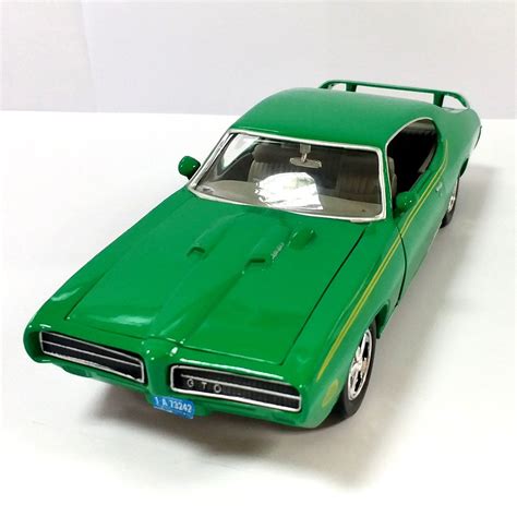 Carro De Colecci N Escala Pontiac Gto Judge