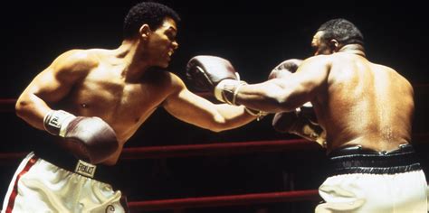 Ali: 5 Reasons Its The Best Boxing Biopic (& 5 Why It's Raging Bull)