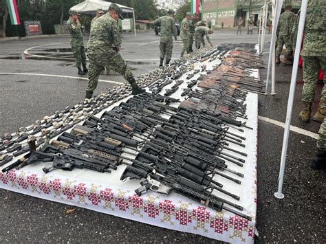 La Sedena destruye 620 armas y más de 20 mil cartuchos decomisados en