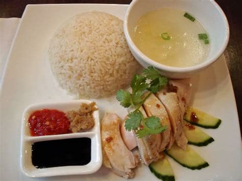 Hainanese Chicken Rice Singapore Chicken Rice Recipe Awesome Cuisine