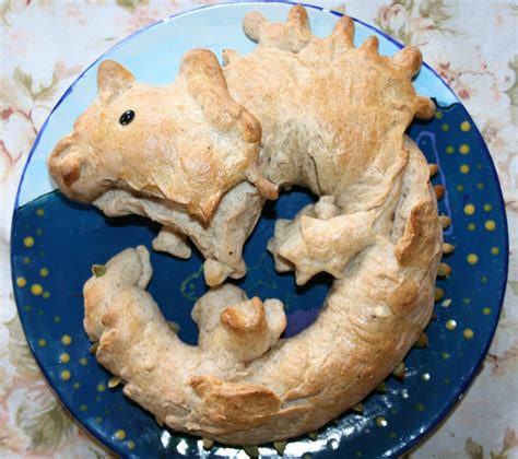 Lenorita Dragon Bread