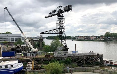 Nantes Six Choses Savoir Sur La Grue Noire Symbole Du Pass Enfin