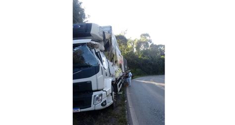 Colis O Entre Dois Caminh Es Registrado Na Ers Entre Passo Fundo