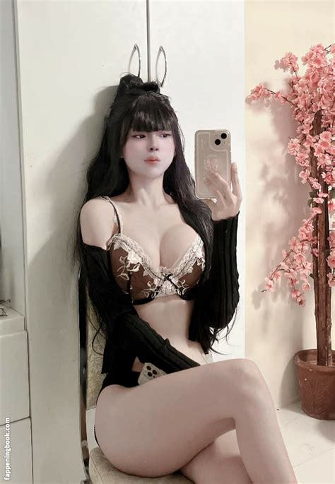 Akari Cos Akariii Nude OnlyFans Leaks The Fappening Photo