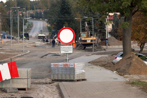 Trwa Budowa Ronda W Kowali Inwestycja Powiatu Do Ko Ca Grudnia