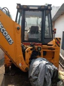 Escorts Backhoe Loader Retailers Dealers In India