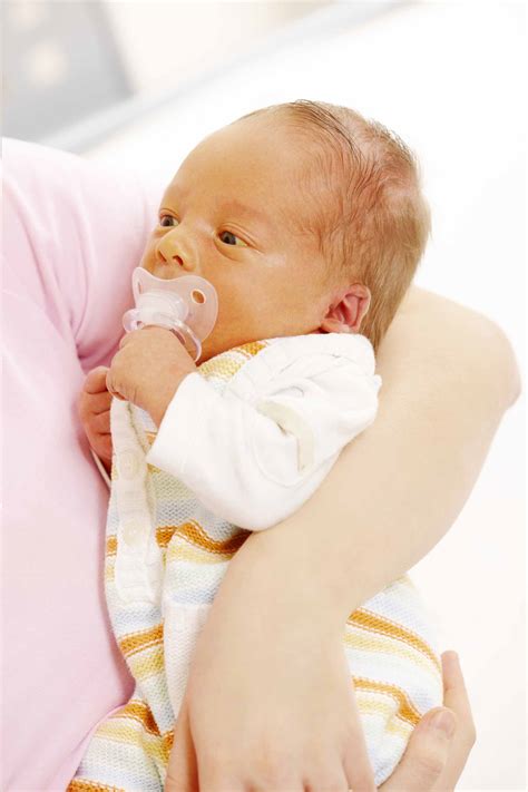 Jaundice is common in newborns. Learn how to spot the signs. | Rocky Mountain Hospital for Children