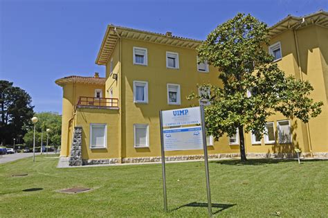 Campus De Las Llamas Y Colegio Mayor Torres Quevedo UIMP