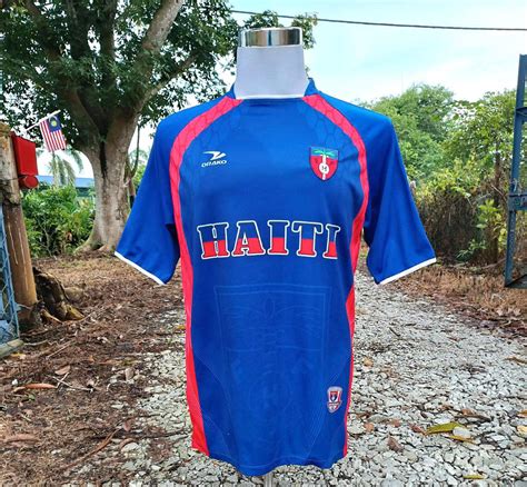 RARE DRAKO Haiti National football team jersey jersi, Men's Fashion ...