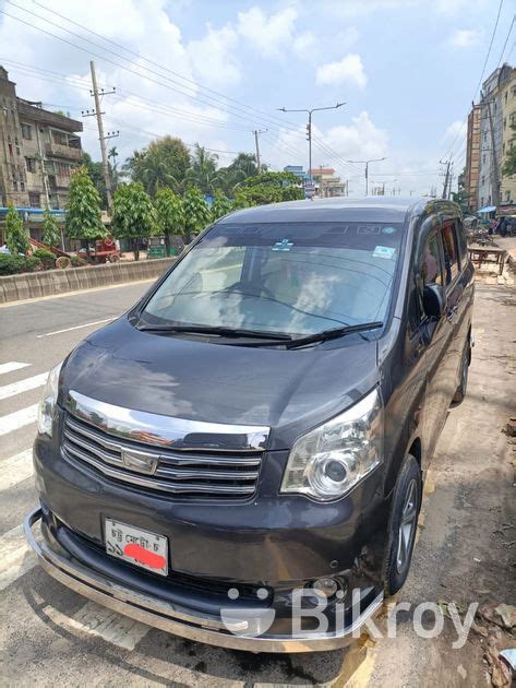 Toyota Noah Chilbar Colour For Sale In Agrabad Bikroy