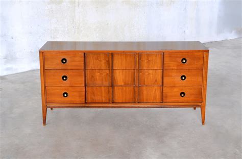 Select Modern Mid Century Modern Triple Dresser Credenza