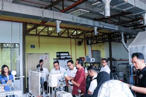 Tnb Genco Visited The Centre Of Hydrogen Energy Utm For Research