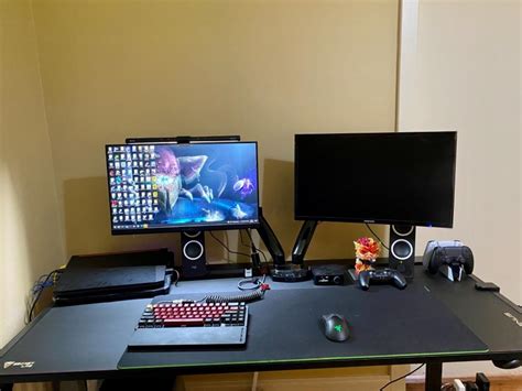 Secretlab MAGNUS Metal Desk | Secretlab US