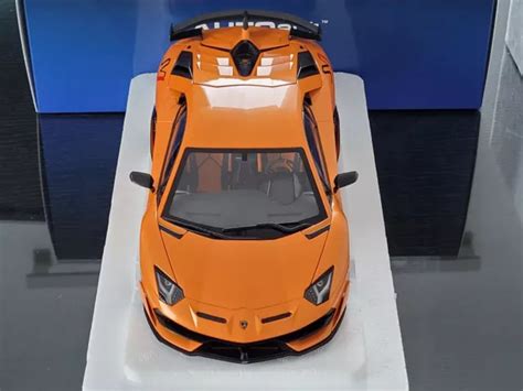 Lamborghini Aventador Svj Arancio Atlas Orange Autoart Neu