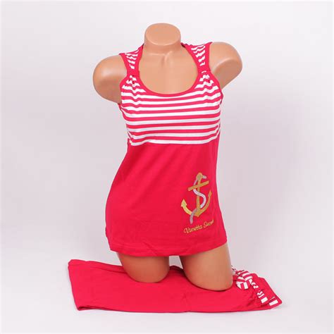 Пижама в червено и бяло райе с котва