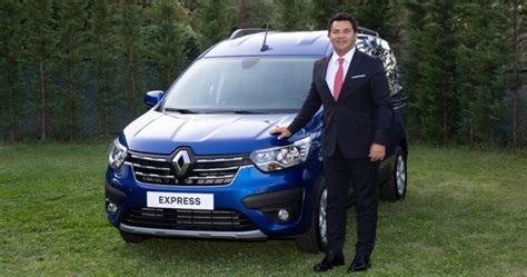 Renault Ticari Ailesinin Yeni Yeleri Express Combi Ve Express Van