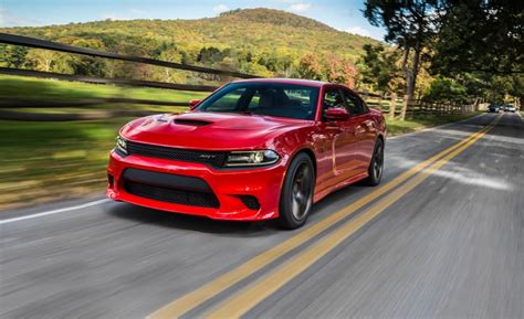 2018 Dodge Charger Trims Highlights