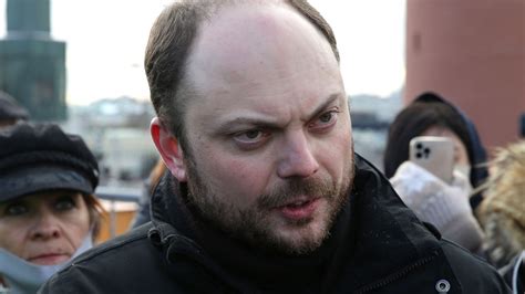 Kremlin Critic Kara Murza Faces Prison On War ‘fakes Charges The