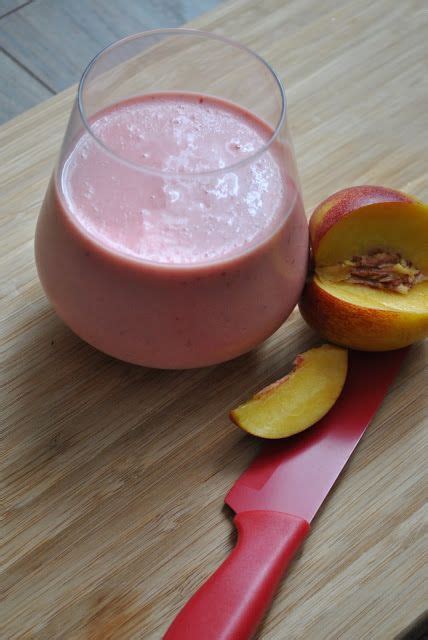 Smoothie Nectarine Fraises Et Eau De Coco Haiku Food Detox Smoothie