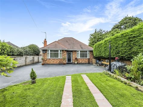 Bed Detached Bungalow For Sale In Derby Road Heanor De