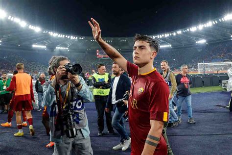 Roma Incubo Clausola Sei Club Pronti A Prendersi Dybala