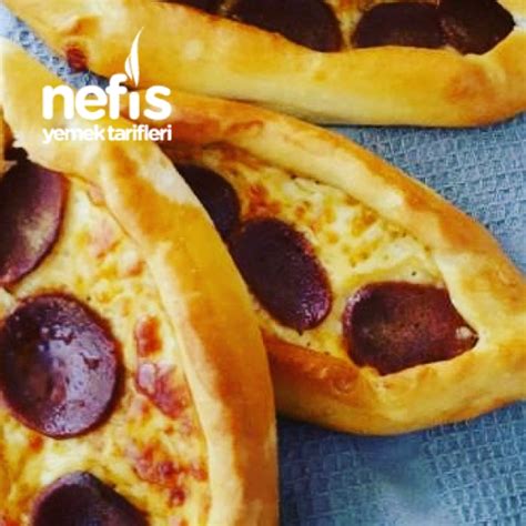 Peynirli Sucuklu Pide Nefis Yemek Tarifleri