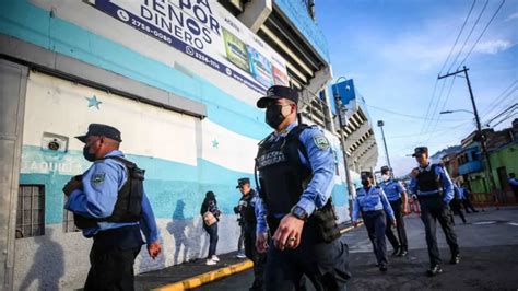 Las Prohibiciones En El Estadio Nacional Para El Partido Entre Olimpia