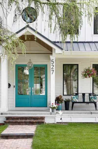 17 Modern Farmhouse Wrap Around Porch Ideas | Sebring Design Build