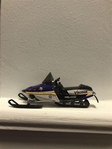 Rare Minnesota Vikings Ertl Polaris Snowmobile Diecast Small Size