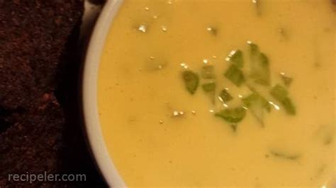 Famous Restaurant Queso Dip