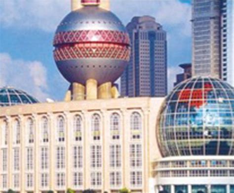 Shanghai International Convention Center Advanced Interlayer Solutions