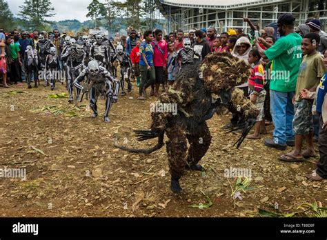 Papua New Guinea Western Highlands Province Wahgi Valley Mount Hagen