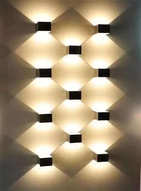 20 Impressive Wall Lamp Designs To Enhance The Walls In Your Living Room