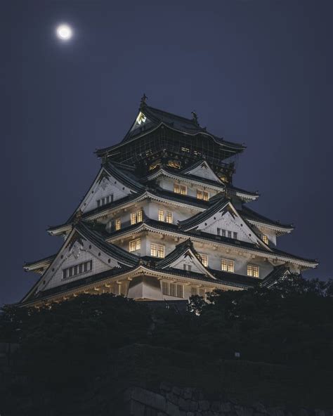 Osaka Castle at night | Osaka castle, Japanese castle, Himeji castle