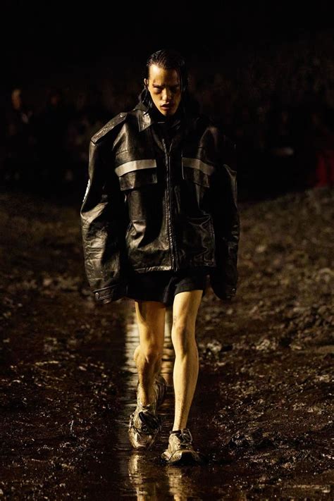 Balenciaga Spring Summer 2023 Nuclear Mud Show Runway Magazine ® Official