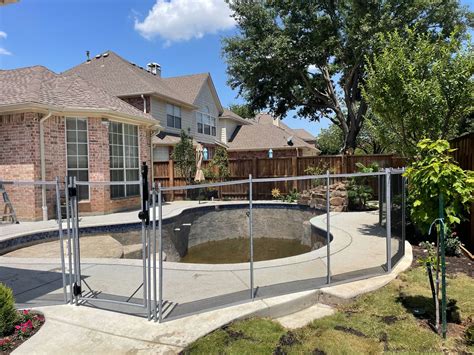 Pool Safety Fence | In-Ground Pool Safety Fence Installation