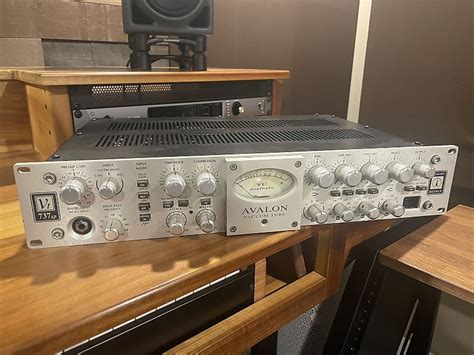 Avalon Vt Sp Tube Channel Strip S Silver Reverb