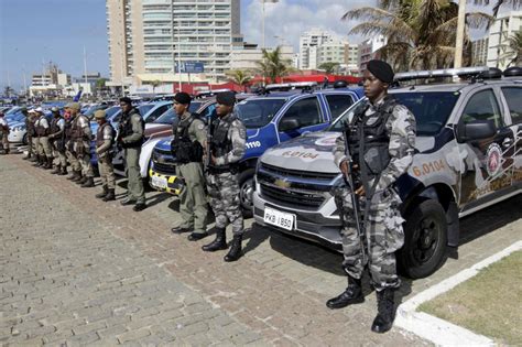 Opera O Ver O Ter Mil Policiais No Patrulhamento De Reas