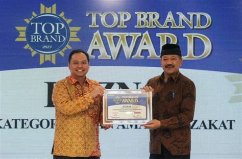 Baznas Raih Top Brand Award Media Islam