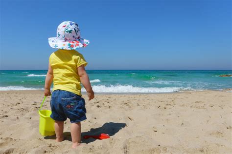 Consejos para ir a la playa con bebés Fun Magazine