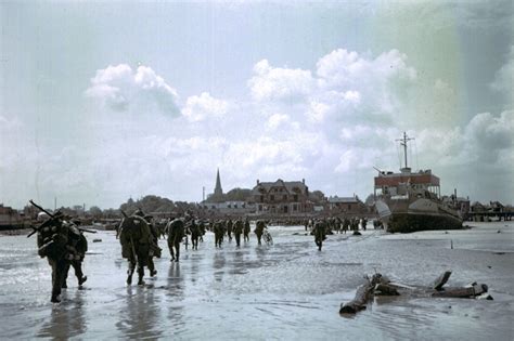 D-Day Juno / Juno Beach - The D-Day Story, Portsmouth / This richly ...