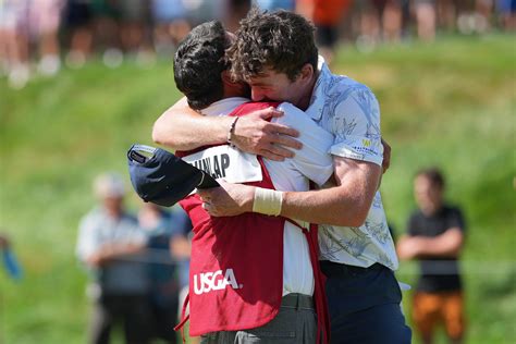 Alabama golfer Nick Dunlap becomes the first amateur to win on the PGA ...