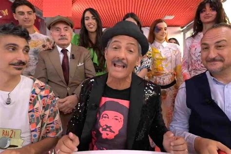 Fiorello e Viva Rai 2 cambiano location sì alla nuova stagione ma