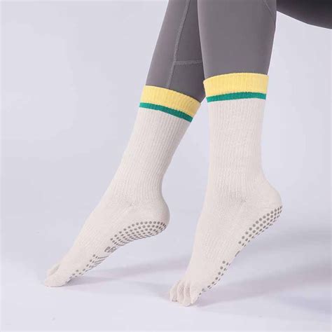 Jual Wizi Kaos Kaki Olahraga Yoga Socks Ballet Pilates Anti Slip Wanita