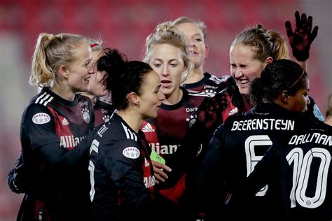 Final Fc Bayern Frauen Victorious Over Biik Kazygurt 3 0 In Uefa Womens Champions League