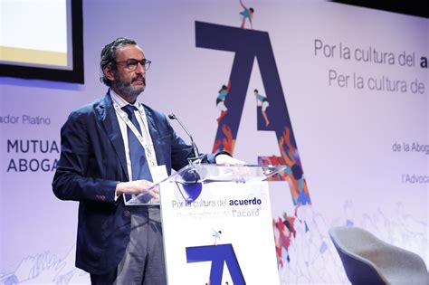 Enrique Sanz Fern Ndez Lomana La Mejor Manera De Predecir El Futuro