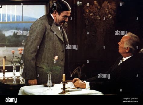 Albert Finney Richard Widmark Murder On The Orient Express 1974