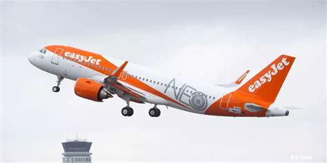 Easyjet removes 1,700 flights from its summer schedule