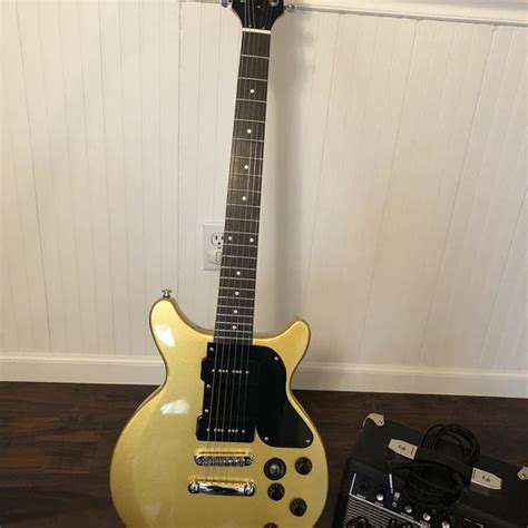 Firefly Electric Guitar For Sale In Snohomish Wa Offerup